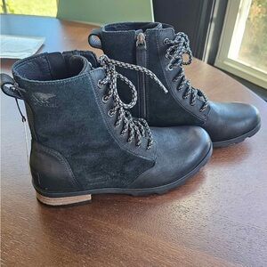 Sorel Black Lace-Up Suede & Leather Women's Ankle Boots
